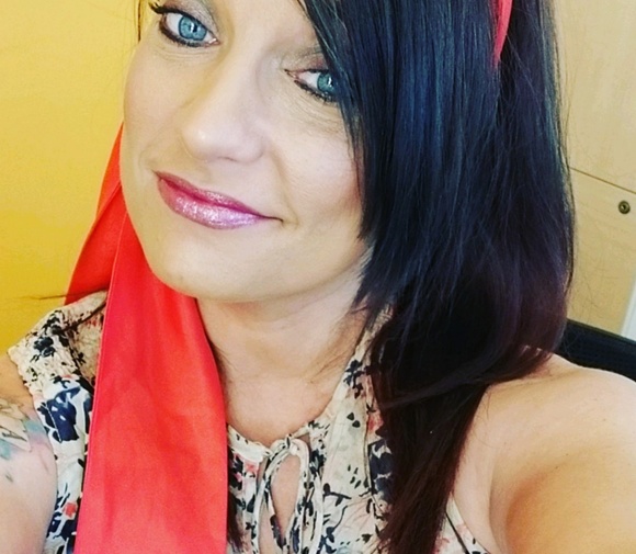 Meet your Posher, Jill - Picture 1 of 1